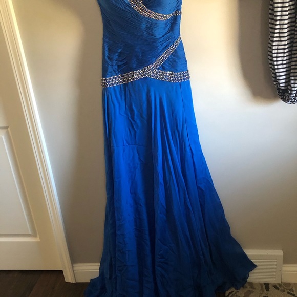 Jovani couture gown Pageant - Picture 2 of 6